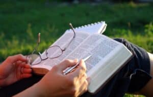 Streamline Your Bible Study Today